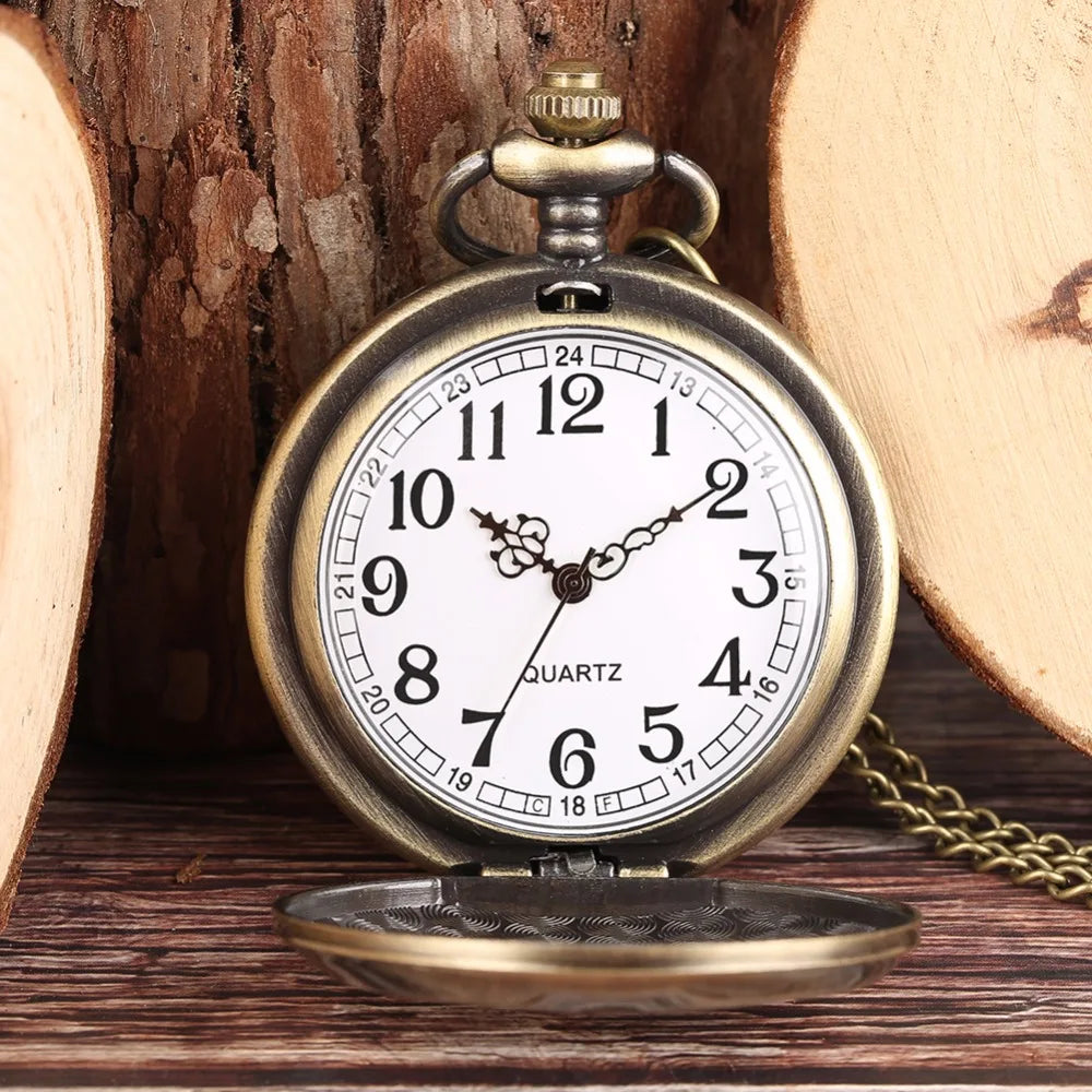 Vintage Bronze Big Eyes Design Quartz Pocket Watch Necklace Gifts Fashion New Men Women Exquisite Watches Relogios Clock