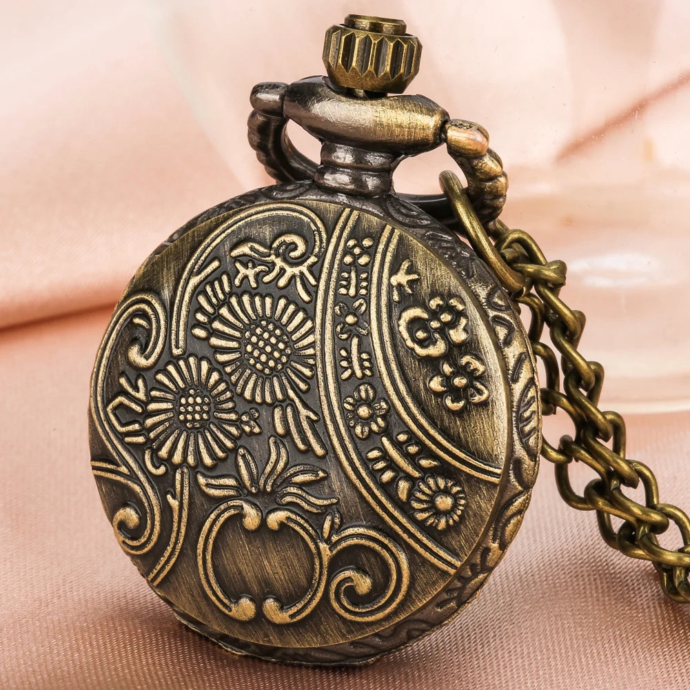 Vintage Bronze Gift Pocket Watch Fashion Relogios with Necklace Chain Pendant Small Size Lovers Relogio Male Female  Clock