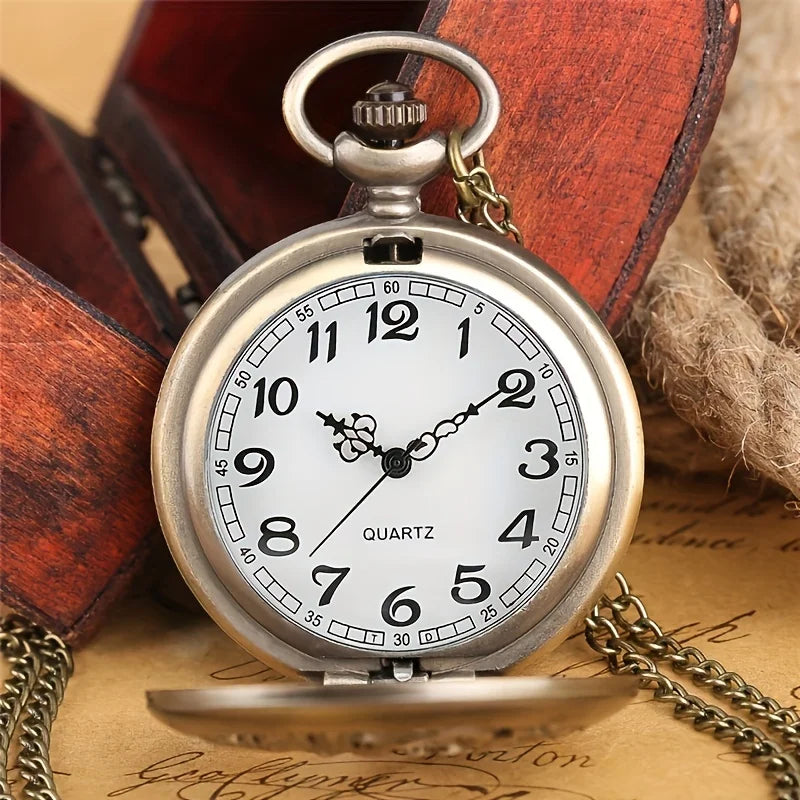 Vintage Bronze Elk Wild Animal Engraved Quartz Pocket Watch Vintage Fashion Necklace Chain Watch Christmas Gift For Women Men