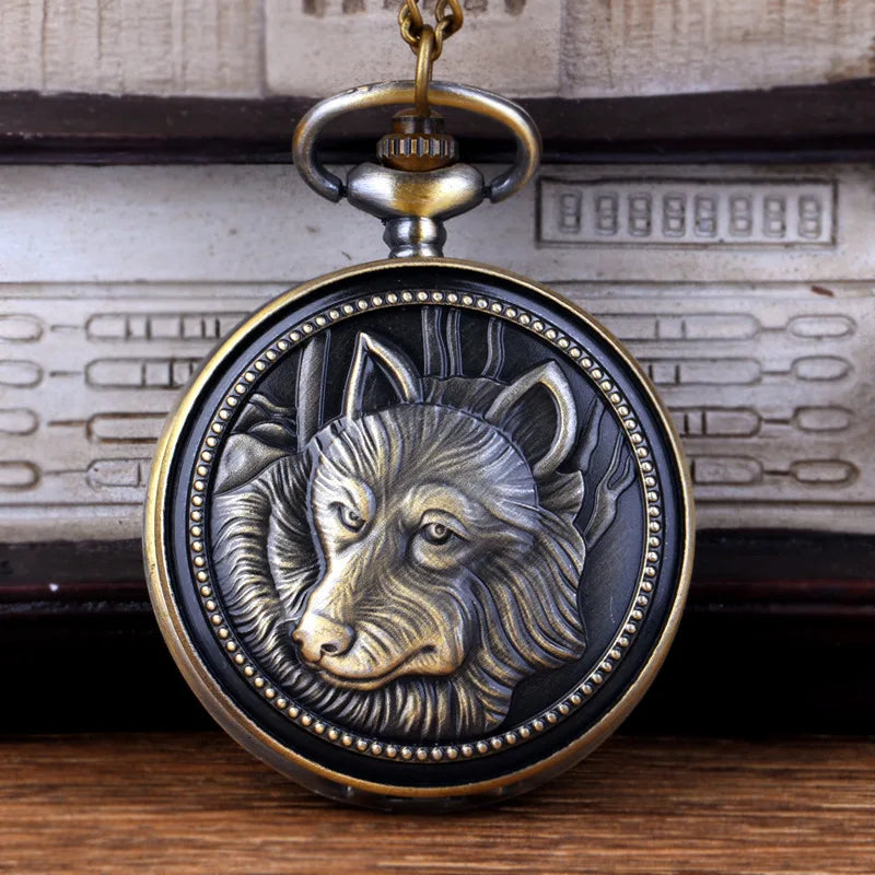 Retro Wolf Dog Pendant Quartz Pocket Watch Men Fans Souvenir Gifts with 80cm Neck Chain Gift Watch