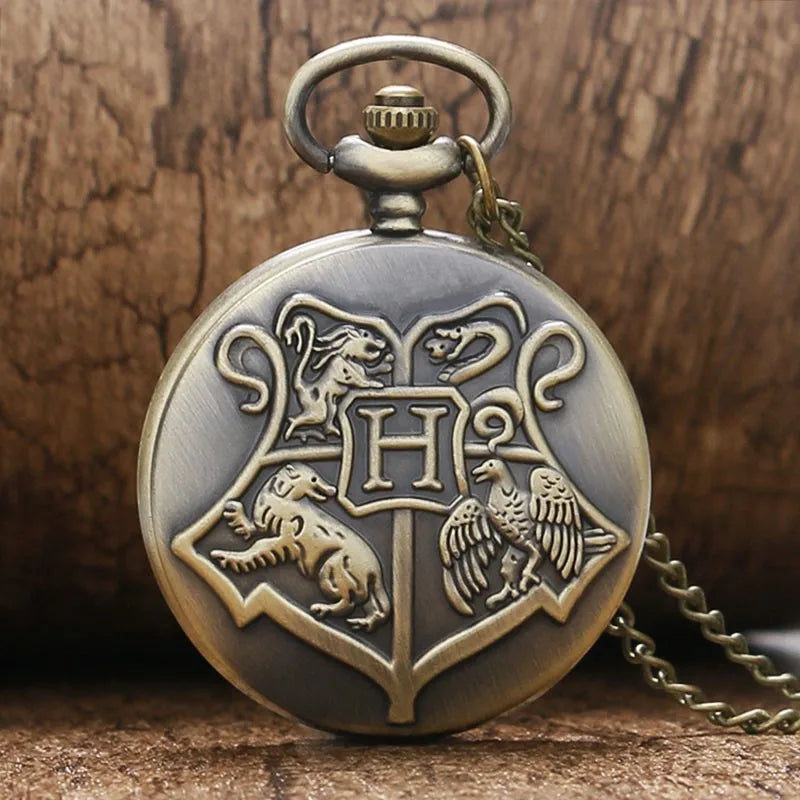 Vintage H Exquisite Classic Bronze Animal Engraved Quartz Pocket Watch Rotro Necklace Chain Pendant Gift for Men Vintage Watches