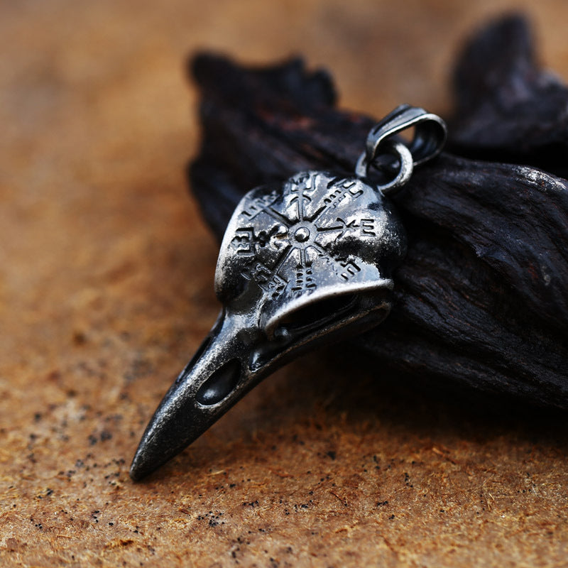 New Retro Crow Beak Stainless Steel Pendant Viking Pirate Rune Compass Titanium Steel Pendant