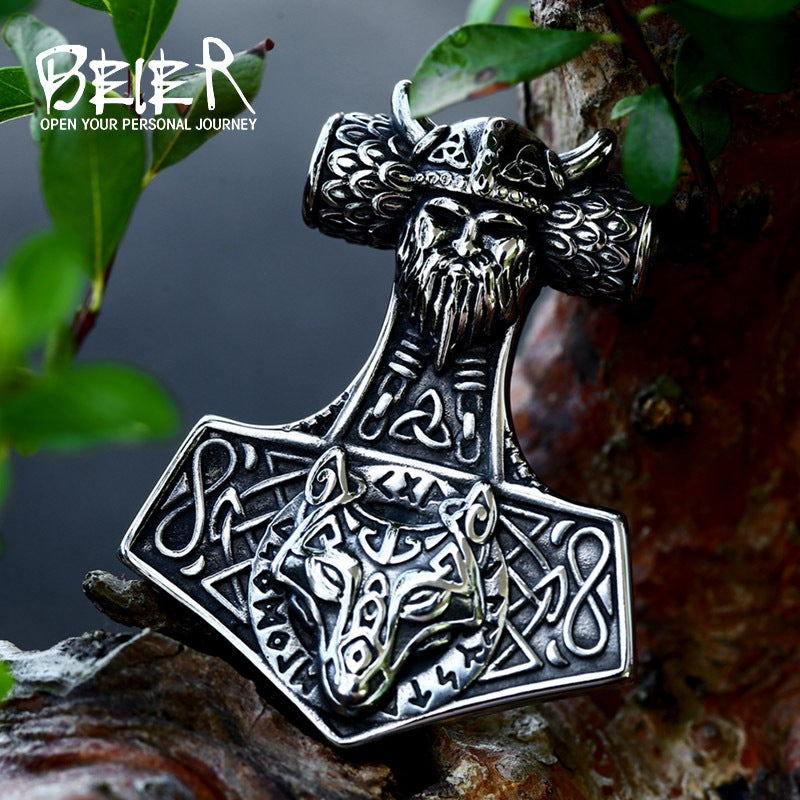 Viking Pirate Thor's Hammer Titanium Steel Retro Stainless Steel Wolf Head Necklace Jewelry