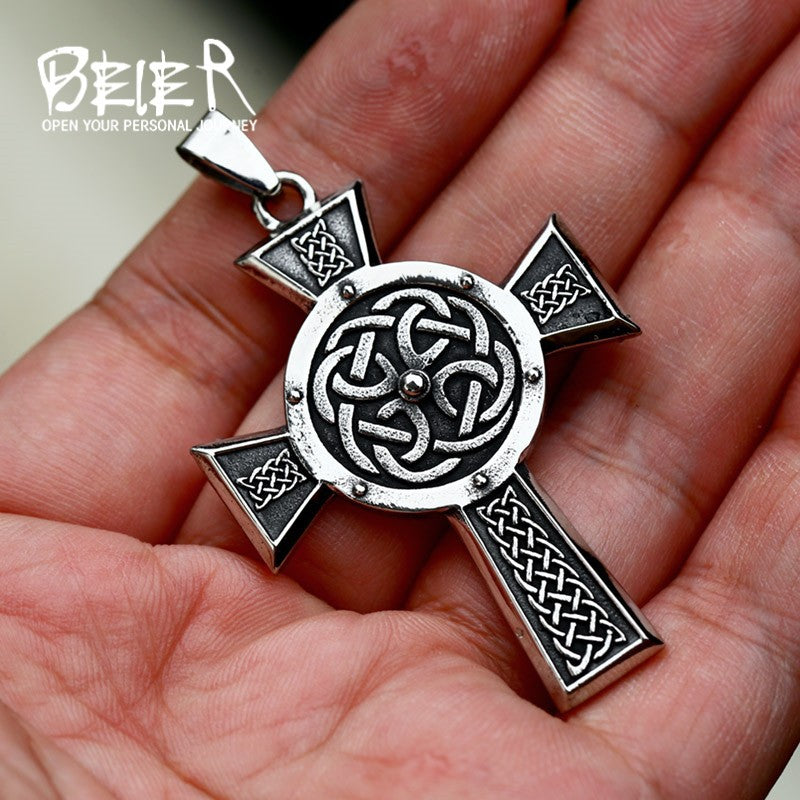 New Stainless Steel Retro Viking Celtic Cross Pendant Personalized Titanium Steel Xiang Jewelry