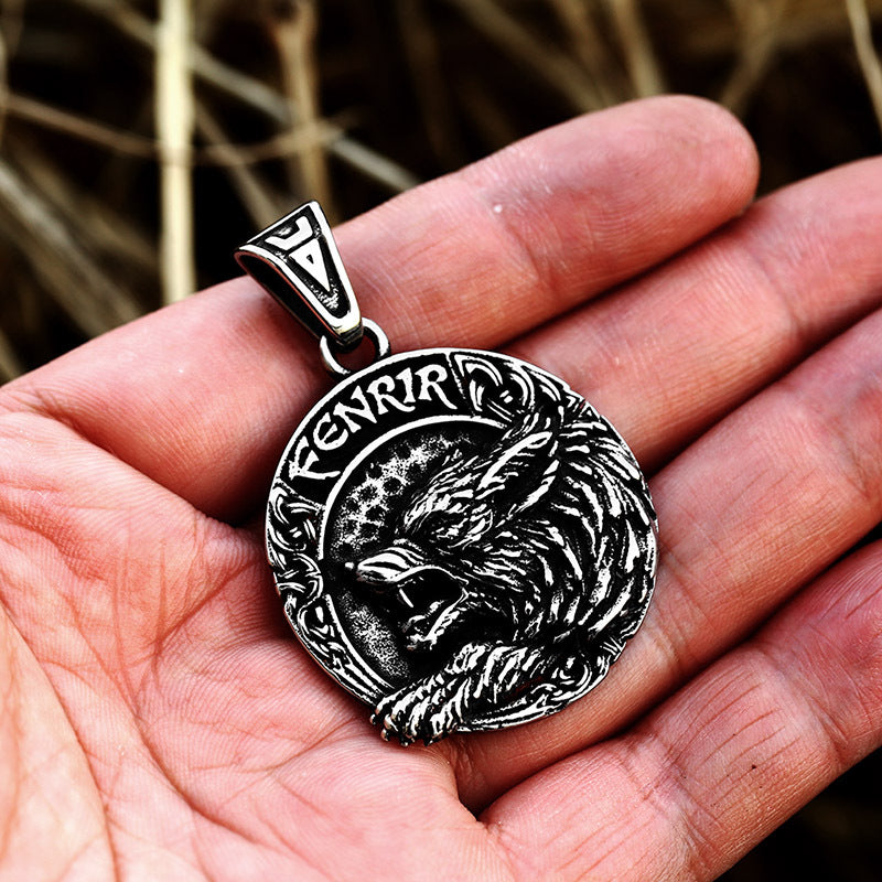 New Stainless Steel Relief Wolf Head Pendant Viking Odin Compass Letter Titanium Steel Jewelry