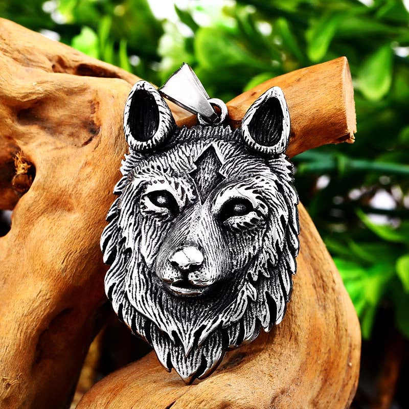 Personalized Pop Punk Viking Wolf Head Stainless Steel Pendant Accessory