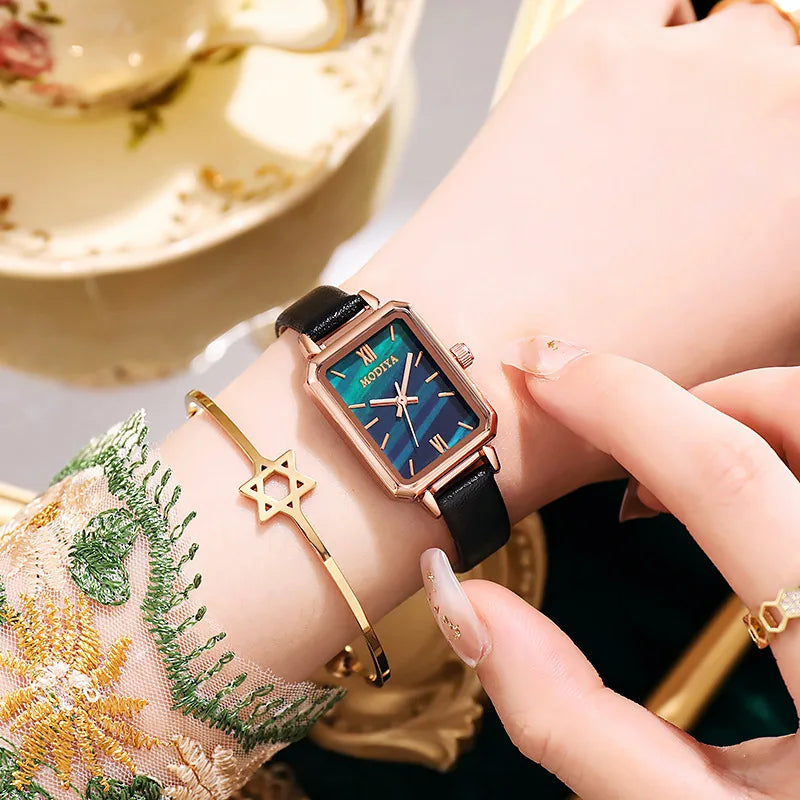 Women Wristwatches Square Wrist Watches Green Leather Fashion Wristwatch Luxury Female Quartz Clock Watch for Women Montre Femme