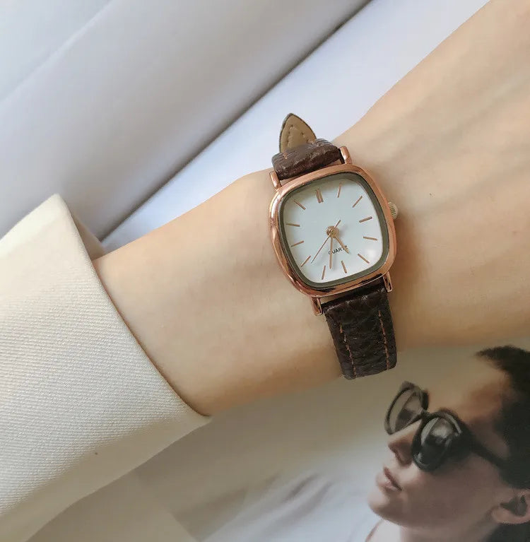 Minimalist Fashion Women Watches Quartz Leather Strap New Ladies Clock Wrist Watch Relogio Feminino Saati Simple Mujer Elegant