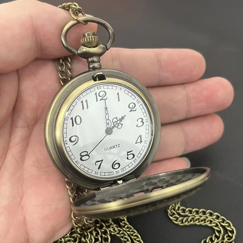 Retro Pocket Watch Hollow Gearwheel Vintage Exquisite Bronze Quartz Watches With Necklace Chain Best Souvenir Gift Clock Relojes