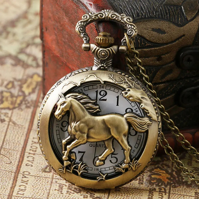 Bronze Hollow Horse Design Quartz Pocket Watch Vintage Necklace Gifts Fashion New Men Women Exquisite Retro Watches Relogios