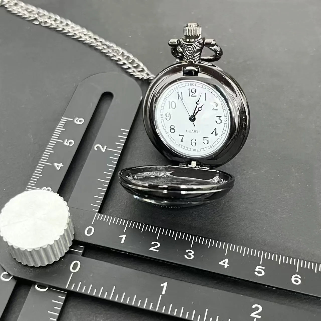 1Pcs Vintage Black Animal Dragon-Themed Necklace Pendant with a Small Quartz Pocket Watch Clock Gift For Male and Kids