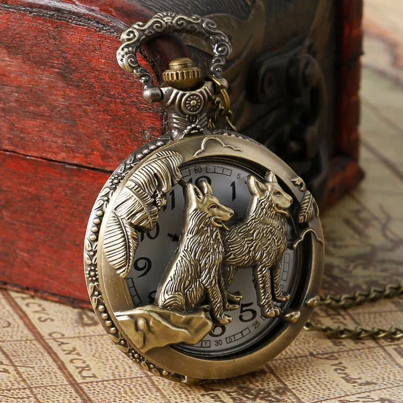 Vintage Bronze Hollow Horse Design Quartz Pocket Watch Necklace Clock Gifts Fashion Men Women Exquisite Retro Watches Relogios