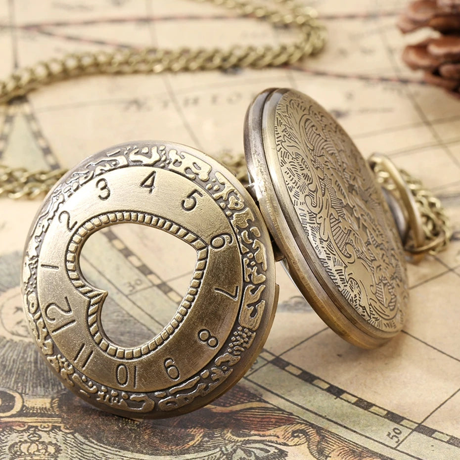 Bronze Vintage Quartz Pocket Watch Love Heart Hollow Clock With Necklace Chain Womens Sisters GIfts Exquisite Relojes